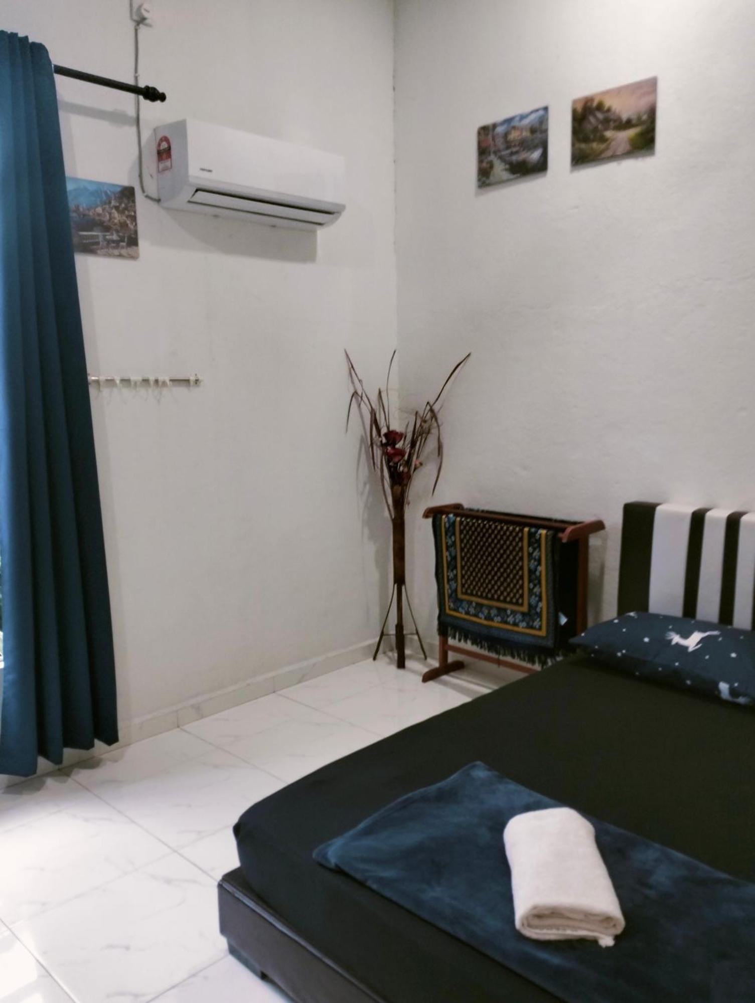 Penarik Baru Homestay Kampung Penarik Ngoại thất bức ảnh